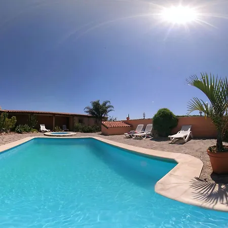 Casa Rural Granja De Bastian Εξοχικό σπίτι El Río