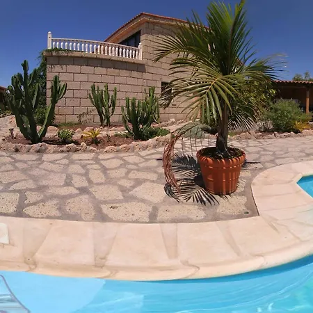 Casa Rural Granja De Bastian *