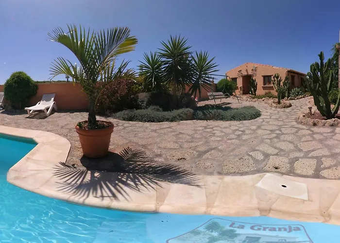 Casa Rural Granja De Bastian * El Río