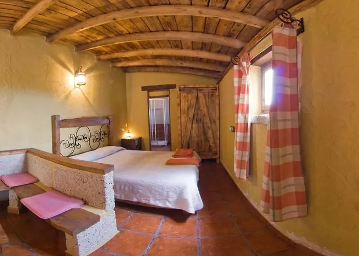 Casa Rural Granja De Bastian منزل ريفي El Río